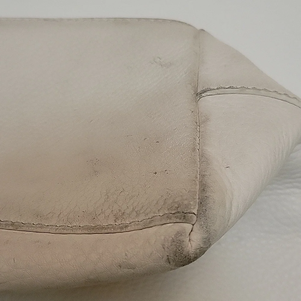 Tory Burch Meyer Plaque Pebbled Cream‎ Leather Tote. Old Money Quiet Luxury. - Picture 13 of 13